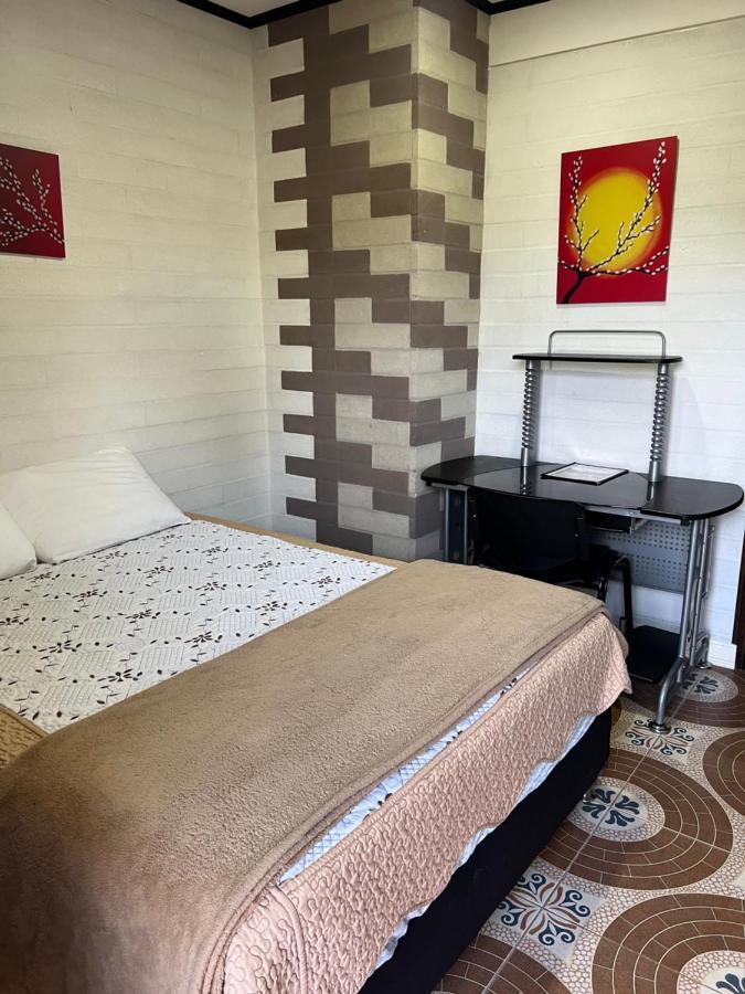 Hollywood Paradise Hotel 리오네그로 외부 사진