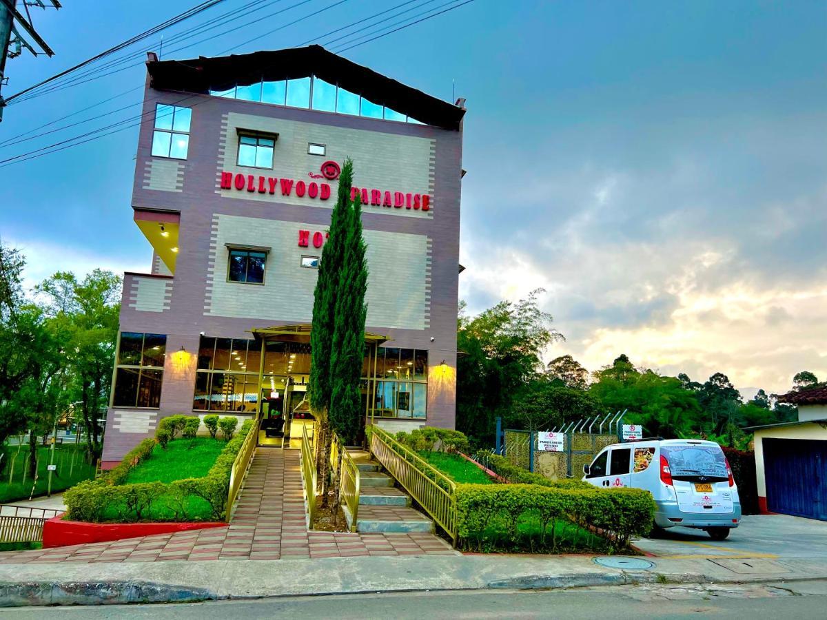 Hollywood Paradise Hotel 리오네그로 외부 사진